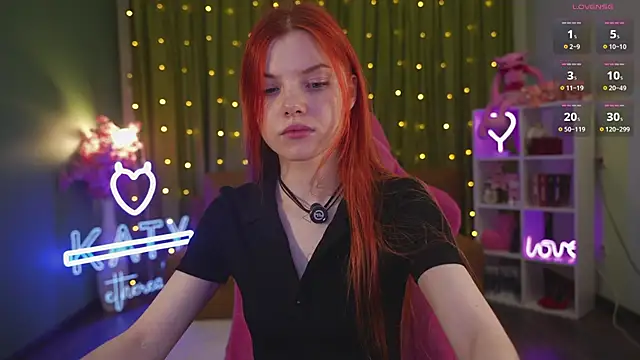 Snapshot of Katy__Ethereal chatting on October 2025 02:20:01 AM Katy Ethereal online show from October 2025 02:20:01 AM