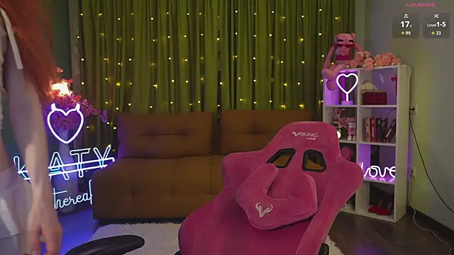 Snapshot of Katy__Ethereal chatting on October 2025 02:11:02 AM Katy Ethereal online show from October 2025 02:11:02 AM