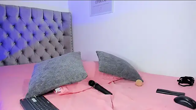 MafeOlimpo online show from February 2026 10:26:01 PM