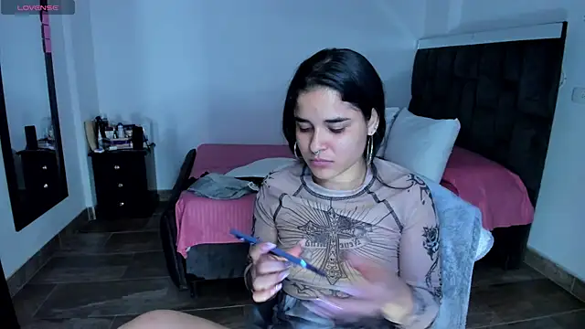 Snapshot of SweetMegan_1 chatting on March 2025 07:09:02 AM SweetMegan 1 online show from March 2025 07:09:02 AM