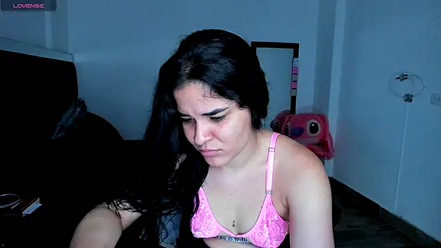 Snapshot of SweetMegan_1 chatting on October 2025 10:40:02 PM SweetMegan 1 online show from October 2025 10:40:02 PM