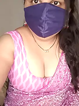 Snapshot of Love-priya chatting on December 2024 07:27:02 AM Love-priya online show from December 2024 07:27:02 AM