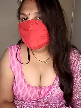 Snapshot of Love-priya chatting on December 2024 07:35:02 AM Love-priya online show from December 2024 07:35:02 AM