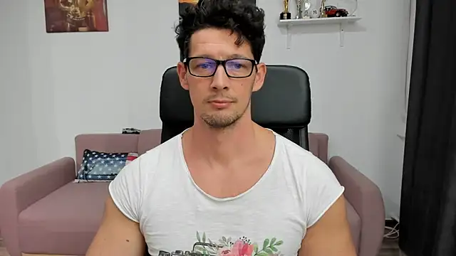 Snapshot of BrutusK08 chatting on January 2025 05:41:02 AM BrutusK08 online show from January 2025 05:41:02 AM