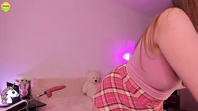 EvaUniporn online show from April 2026 05:18:01 PM