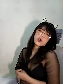 Snapshot of Chall_mee chatting on September 2025 11:21:01 PM Chall mee online show from September 2025 11:21:01 PM