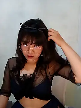 Snapshot of Chall_mee chatting on October 2025 04:04:01 PM Chall mee online show from October 2025 04:04:01 PM