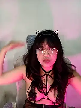 Snapshot of Chall_mee chatting on November 2025 01:37:01 AM Chall mee online show from November 2025 01:37:01 AM