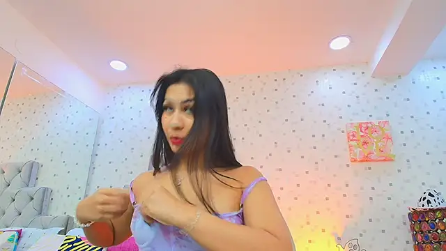 Snapshot of JulietaReyess chatting on October 2025 11:52:02 AM JulietaReyess online show from October 2025 11:52:02 AM