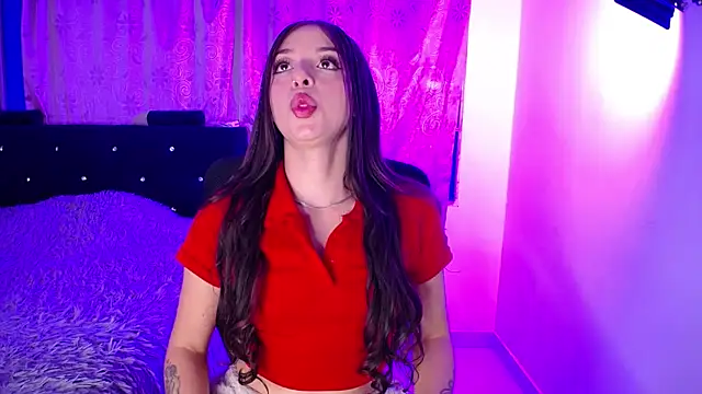 Snapshot of Aleja_Sanz chatting on March 2025 05:32:01 AM Aleja Sanz online show from March 2025 05:32:01 AM