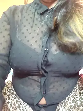 CUTE SOPHIA- online show from March 2025 06:37:01 PM