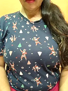 CUTE SOPHIA- online show from May 2026 01:24:01 AM