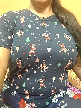 CUTE SOPHIA- online show from May 2026 10:37:01 PM