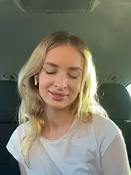 EvieEvans online show from February 2025 04:32:01 PM