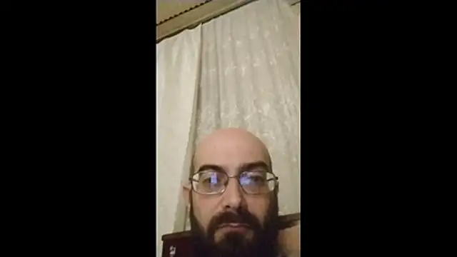 Snapshot of ArsenSavas chatting on December 2025 08:26:01 PM ArsenSavas online show from December 2025 08:26:01 PM