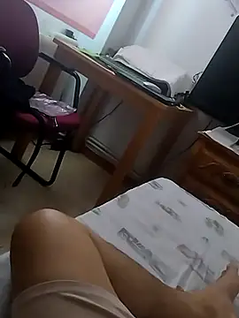 Snapshot of Semental2030 chatting on October 2025 11:08:02 AM Semental2030 online show from October 2025 11:08:02 AM