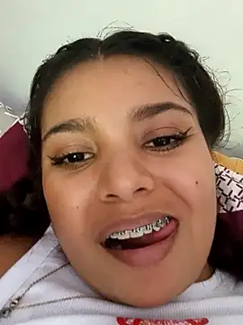 stefanie010 online show from February 2026 07:39:02 PM