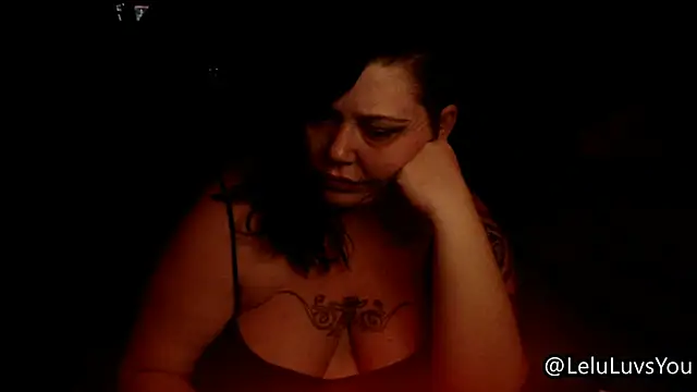 Snapshot of LeluLuvsYou chatting on February 2026 08:10:01 AM LeluLuvsYou online show from February 2026 08:10:01 AM