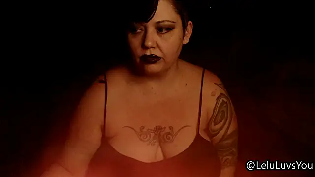 Snapshot of LeluLuvsYou chatting on February 2026 05:48:02 AM LeluLuvsYou online show from February 2026 05:48:02 AM