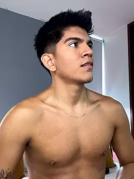 santiago 01 online show from January 2026 09:07:02 PM