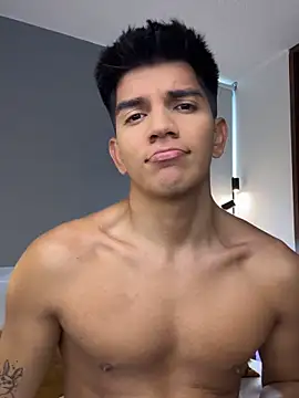 santiago 01 online show from May 2026 08:47:02 PM