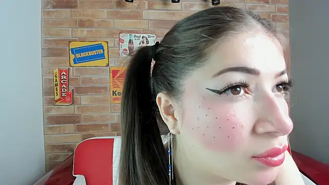 miss  pamela online show from October 2025 11:00:02 AM