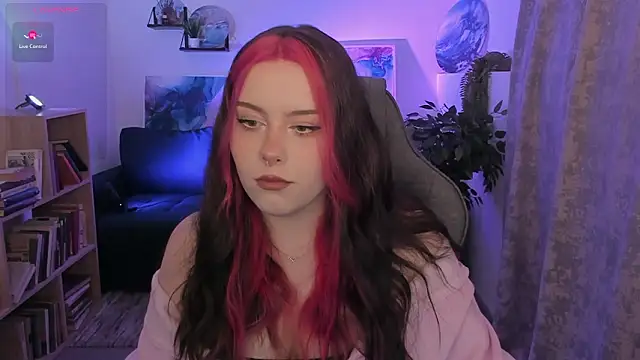 Snapshot of CoralineKeyns chatting on March 2026 05:23:01 AM CoralineKeyns online show from March 2026 05:23:01 AM