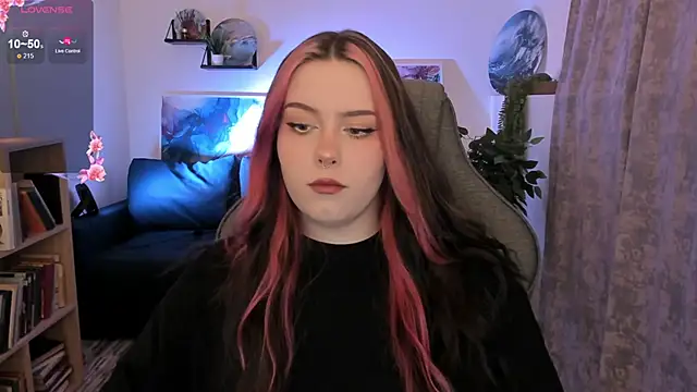 CoralineKeyns online show from May 2026 05:24:01 AM