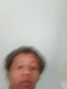 Nicolaskribeiro online show from December 2025 09:47:02 AM