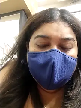 Snapshot of indianlisa5 chatting on May 2026 07:42:02 PM indianlisa5 online show from May 2026 07:42:02 PM