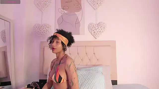 daiana curly online show from February 2025 09:47:02 PM