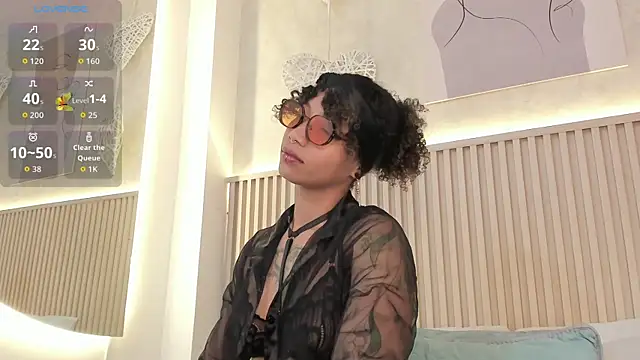 daiana curly online show from May 2026 08:05:02 PM