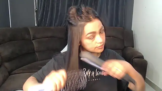 Snapshot of fairylatin222 chatting on November 2025 11:59:02 PM fairylatin222 online show from November 2025 11:59:02 PM