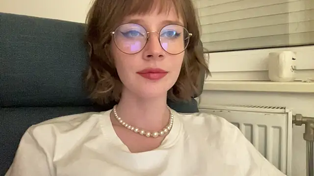 ms christiana online show from May 2026 06:57:02 PM