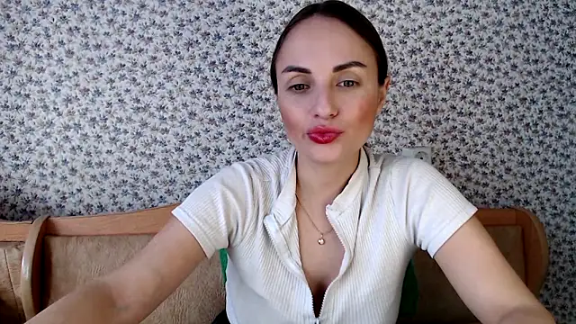 Tinadream20 online show from September 2025 09:13:02 AM