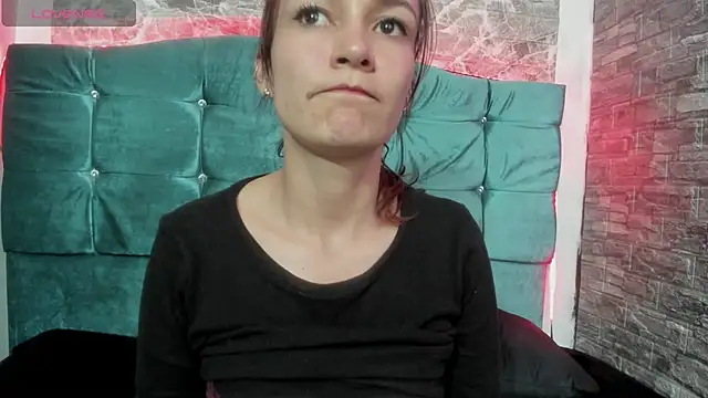 Cloee66 online show from June 2026 08:51:01 PM