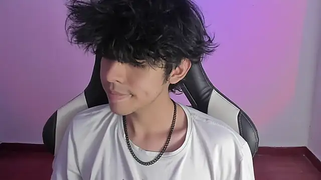 Snapshot of Alan26_ chatting on January 2025 12:25:02 AM Alan26 online show from January 2025 12:25:02 AM