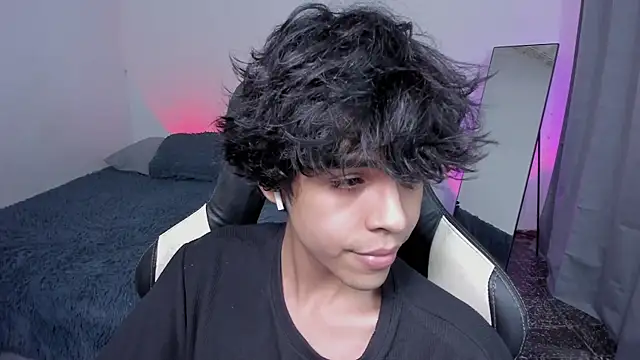 Snapshot of Alan26_ chatting on January 2026 04:38:02 AM Alan26 online show from January 2026 04:38:02 AM