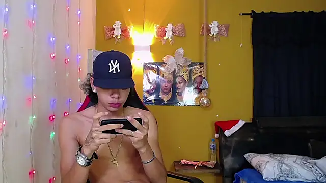 Snapshot of Harry_jhonsson chatting on December 2024 05:06:01 AM Harry jhonsson online show from December 2024 05:06:01 AM