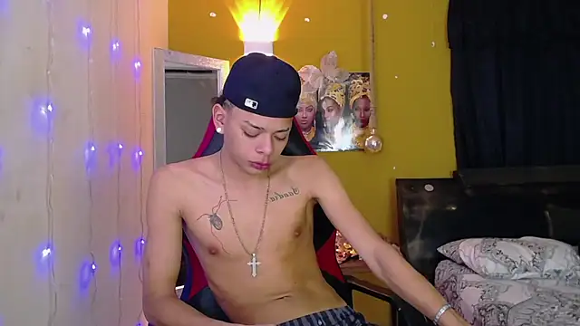 Snapshot of Harry_jhonsson chatting on January 2025 05:48:02 AM Harry jhonsson online show from January 2025 05:48:02 AM