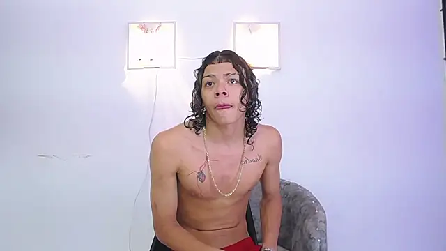 Snapshot of Harry_jhonsson chatting on February 2025 05:09:02 AM Harry jhonsson online show from February 2025 05:09:02 AM