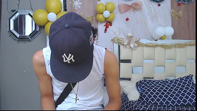 Snapshot of Harry_jhonsson chatting on November 2025 09:48:02 PM Harry jhonsson online show from November 2025 09:48:02 PM