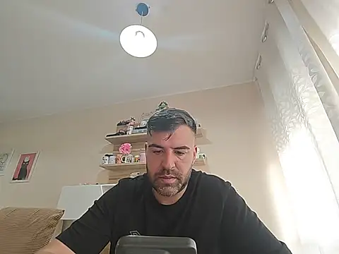 Snapshot of Vicio74@xh chatting on June 2026 10:18:02 AM Vicio74xh online show from June 2026 10:18:02 AM