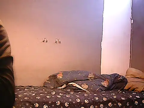 Snapshot of twinkerbell344 chatting on April 2026 09:18:01 AM twinkerbell344 online show from April 2026 09:18:01 AM