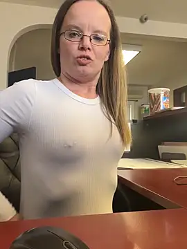 yanks28xh online show from February 2025 06:31:01 PM