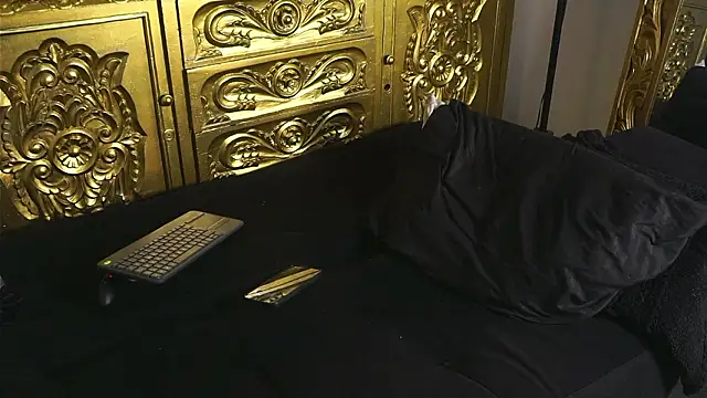 dantecoppolaa  online show from December 2024 10:08:02 PM