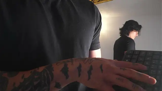 dantecoppolaa  online show from December 2024 06:26:01 PM