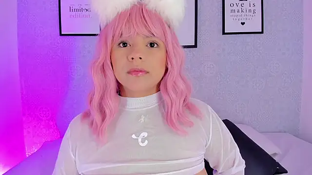 Natasha harper online show from September 2025 11:58:01 AM