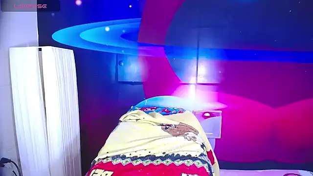 Cristalxxts online show from October 2025 07:58:02 PM