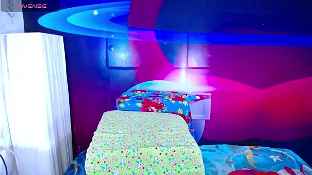 Cristalxxts online show from October 2025 08:36:02 PM